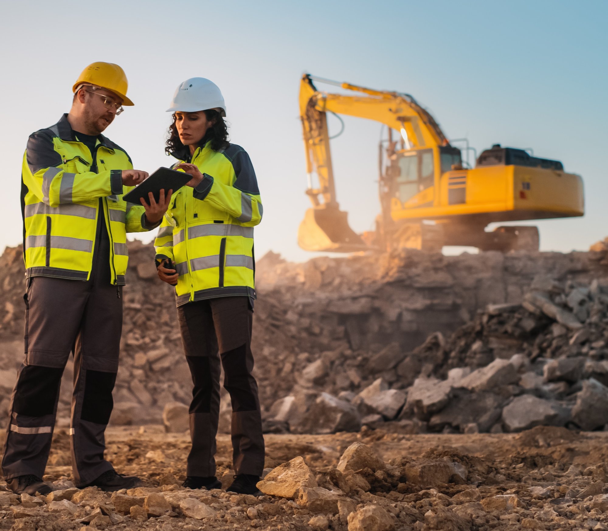 Civil Engineer Discussion on Site-3 Civil Engineer Discussion on Site-3